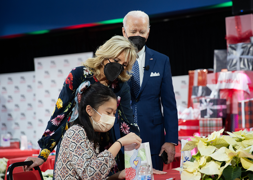 President and Mrs. Biden visit with a patient